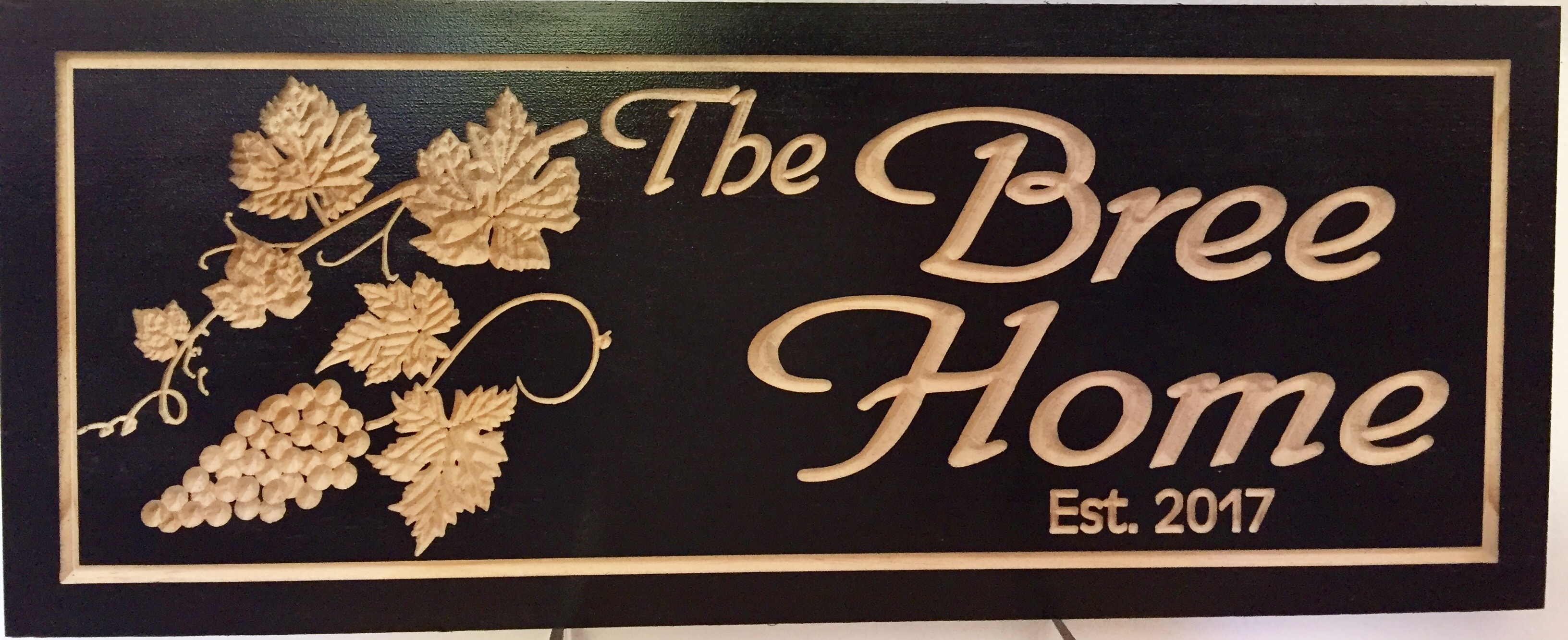 Grape Vine And Grapes Family Name Sign